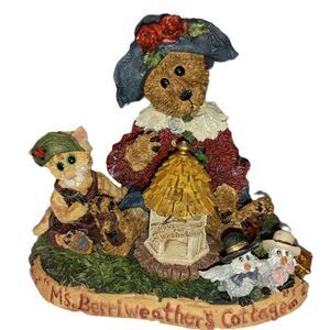 Vintage 1998, Boyds Bears & Friends Collectors Ed. - Ms. Berriweather's Cottage